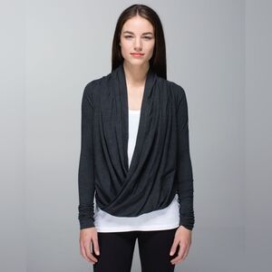 Lululemon Iconic WrapHeathered Black (First Release) size 6